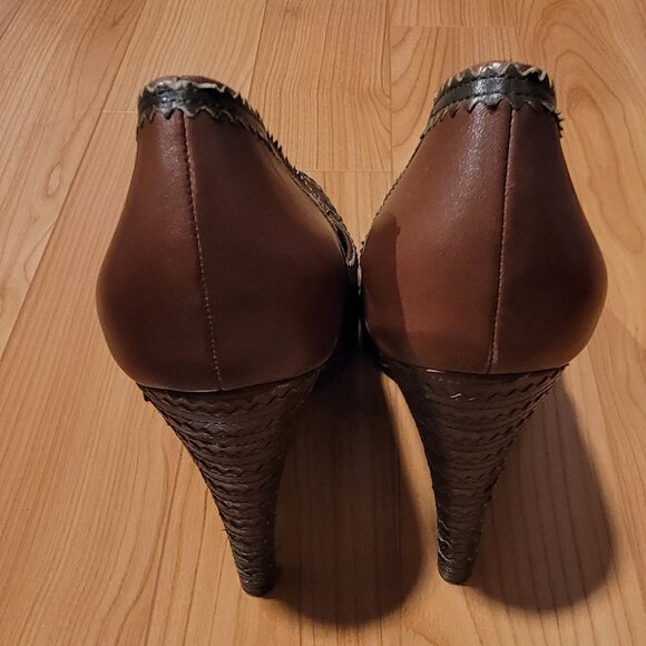 Ferragamo Rondo - Picture 3 of 5